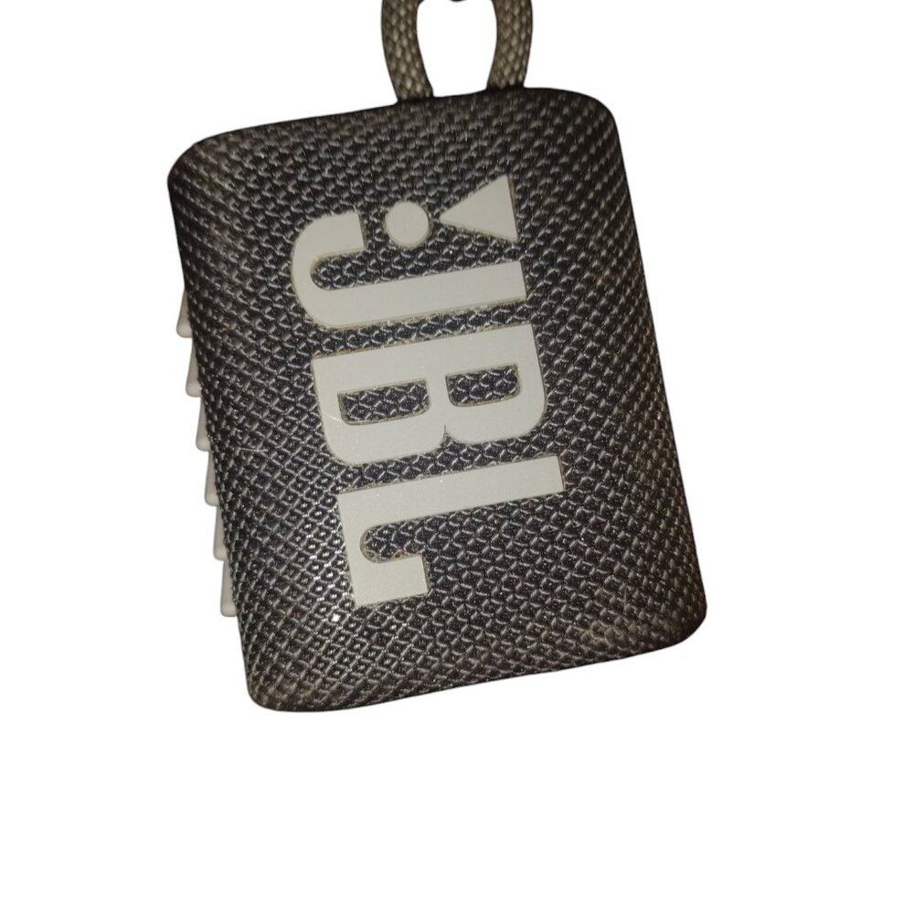 jBL Go3